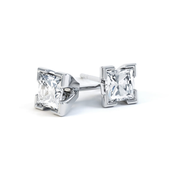 Beautiful Diamond Stud Earing